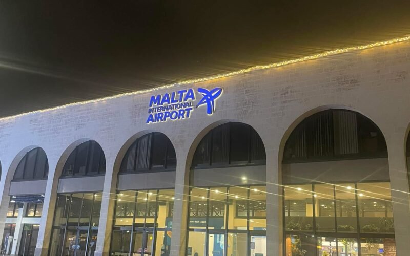 lufthavne og havne i Malta