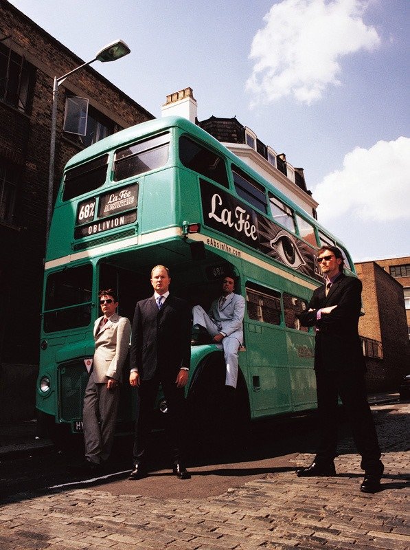 Selby’s Hand-Drawn Universe 4 Absinthe Bus 1